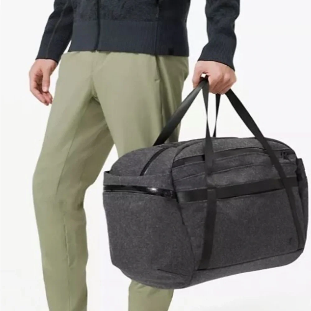 Lululemon Core Large Duffle duffel Bag